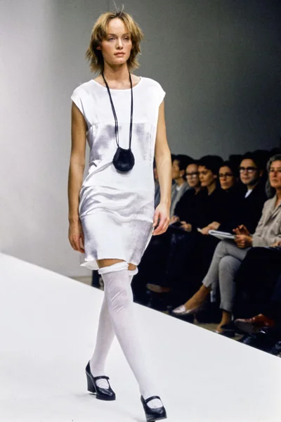 Look 60